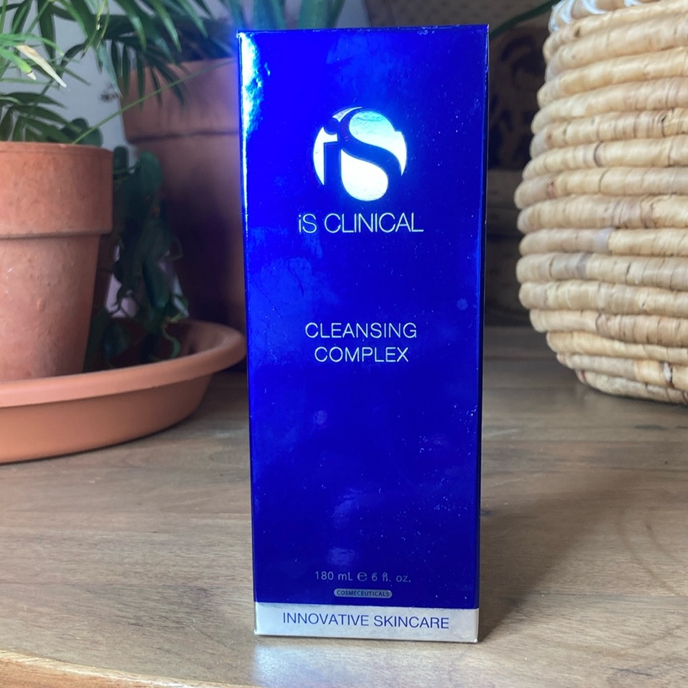 iS Clinical - Cleansing Complex 6 Fl Oz 180 Ml